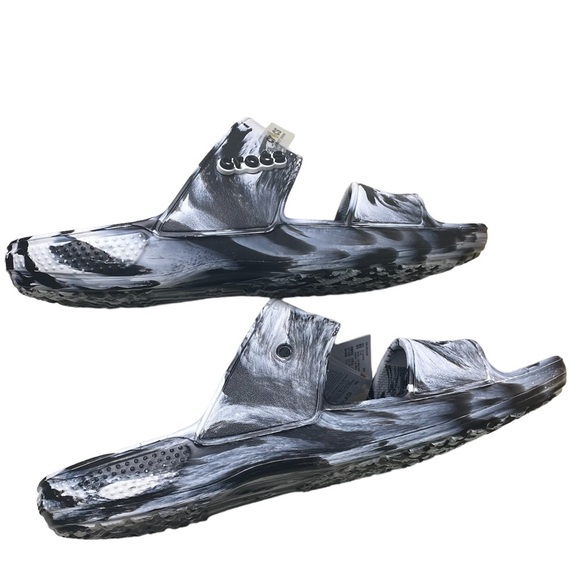 Crocs Classic Marbled Sandal - Picture 8 of 9